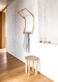 Damit du deine neue couch besonders genießen kannst, erhältst du beim kauf den passenden hocker gleich mit dazu. Garderobe Design Markenteile Weltweit Lieferbar