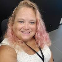 Tessa Wright's Instagram, Twitter & Facebook