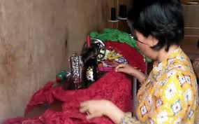 Hukum perempuan berduan dalam kereta atas urusan kerja. Berani Jadikan Wanita Batak Sebagai Istri Ini Yang Bakal Kamu Terima