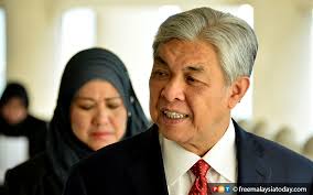Ahmad zahid hamidi (born 4 january 1953) is a malaysian politician who has served as 8th president of the united malays national organisation (umno) and 6th chairman the ruling barisan nasional. Director Denies Knowledge Of Rm10 Mil Donation To Zahid S Foundation Free Malaysia Today Fmt