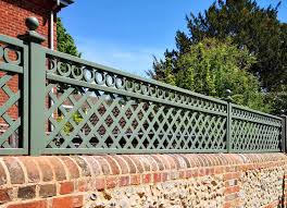 Available in tan and green. Painted Classic Bespoke Trellis Panels Wooden Fence Trellis Panels Essex Uk The Garden Trellis Company