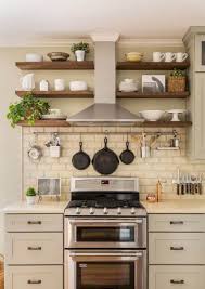 99 Amazing Farmhouse Kitchen Ideas Budget Small Apartment Kitchen Decor Small Apartment Kitchen Kitchen Decor Apartment