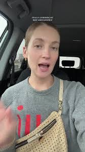 Clara Vo's Instagram, Twitter & Facebook