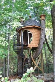 12 Modern Tree House Designs Conceptions De Maisons Dans Les Arbres Cabane Dans Les Arbres Maison Dans Les Arbres