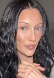 Meredith Duxbury Kayla