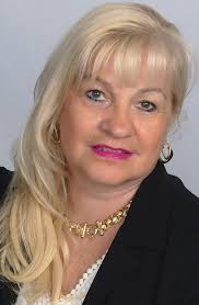 Charlotte Gray Coldwell Banker American Homes