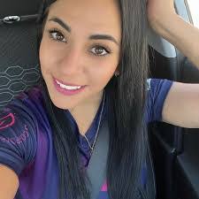 Carolina Calderon's Instagram, Twitter & Facebook