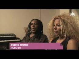 Lors de son allocution du 24 novembre, le chef de l'état avait parmi les citoyens tirés au sort, on trouve plusieurs personnalités notables telles que afida turner. Afida Turner Son Mari Ronnie Se Confie Sur Sa Femme Youtube