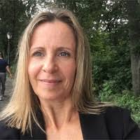 Anne Rivero's Instagram, Twitter & Facebook