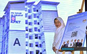 Program ini telah dilancarkan pada awal tahun 2013 berikutan keputusan jemaah menteri pada 30 januari 2013 dan 27 mac 2013 yang bersetuju supaya. Bernama Zuraida Nafi Hantar Permohonan Sertai Bersatu