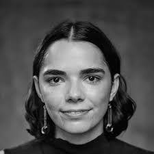 Danielle Lester's Instagram, Twitter & Facebook