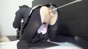 制服黒タイツ 大量潮吹き連続射精 最後は精液出ないのにイキ続ける｜ピストンマシン 女装オナニー
