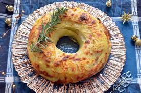 Vous trouverez sur cette page toutes les recettes à base de pommes de terre. La Pomme De Terre S Habille Pour Noel Si Belle Doree Et Parfumee Comment Ne Pas L Inviter