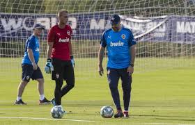 €5.00m* apr 22, 1989 in nijmegen, netherlands. Valencia Jasper Cillessen I Don T Miss Barcelona At All As Com