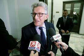 Wejdź na stronę koalicji europejskiej: Piotrowicz Chwali Sam Siebie Moja Przeszlosc Jest Piekna