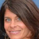 Jennifer Dorf's Instagram, Twitter & Facebook