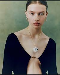 Nitin's Photography, Through the looking glass... #pwgroad