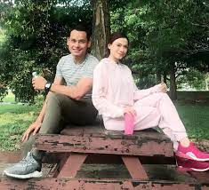 Aidil aziz, riena diana dfkl, ruhainies, eyra hazali, epy kodiang, kazar saisi, helvera susanti, mubarak majid penulis skrip : Info Drama Cinta Lemon Madu Slot Dahlia Iluminasi