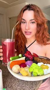 Tiffany GWORL, has everyone out here changing their food habits for the  better 🫶🏻 @TiffanyElizabeth | Weight Loss #tiffanyplate  #cottagecheeseandmustard