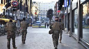 Découvrez combien de communes, de régions et de départements il y a en france, ainsi que la liste complète et la carte géographique. Les Renforts Militaires De L Operation Sentinelle Deployes Peu A Peu Jusqu En Milieu De Semaine Prochaine