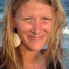 I am looking for transportation from Montezuma to Tamarindo