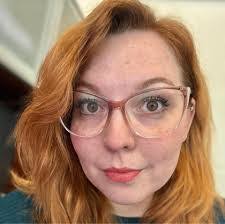 Adriana Mcleod's Instagram, Twitter & Facebook