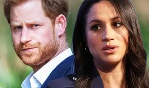 Meghan markle and prince harry pose for 1st photos with royal baby. Meghan Markle And Prince Harry Lagging Behind As Social Media Boycott Backfires Royal News Express Co Uk