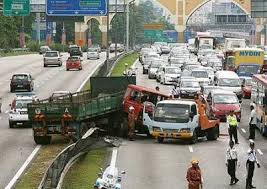 Ogos 1959 di hospital batu gajah, perak. Kematian Di Jalan Raya Bagaikan Mangsa Perang Palestine Dr Zubaidi Hj Ahmad Menulis