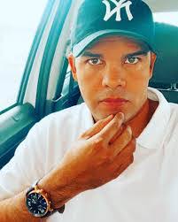 Alexis Gordillo's Instagram, Twitter & Facebook