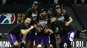 كرة قدم المجرات الجزء 1. ØªØ£Ø®Ø± Ø¹Ø§Ù…Ø§ ÙˆÙˆÙ„Ø¯ ÙƒØ¨ÙŠØ±Ø§ Ù…Ø§ Ù‡Ùˆ Ø¯ÙˆØ±ÙŠ Nba Ø§Ù„Ø£ÙØ±ÙŠÙ‚ÙŠ Ø§Ù„Ø°ÙŠ ØªÙˆØ¬ Ø¨Ù‡ Ø§Ù„Ø²Ù…Ø§Ù„Ùƒ