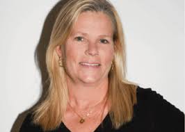 Cosplay se encuentra con los condimentos: HEINZ lanzará coleccionables de  ketchup y mostaza de edición limitada inspirados en “Deadpool & Wolverine”  de Marvel Studios