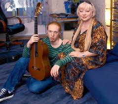 Мать работала там же, в отделе кадров. Muzhya Svetlany Kryuchkovoj Deti Ot Nih O Lichnoj Zhizni Aktrisy Stati