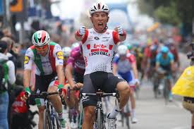 Caleb ewan (born 11th july 1994) is a professional cyclist from australia, who currently rides for lotto soudal (uci worldtour). Caleb Ewan Wins Giro D Italia Stage 8 Cyclingtips
