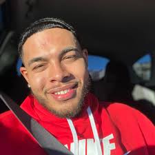 Which rapper daughter the baddest? 🤔 Follow here for more:  https://bit.ly/2MNijI3