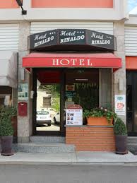 Hotel Rinaldo Apartments, Borgomanero - 3 stelle Business Hotel nel centro di  Borgomanero