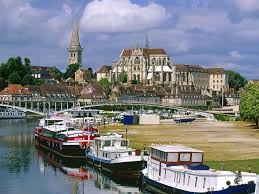 La Mer 10 Images De Bateaux Auxerre France Auxerre Voyage En France