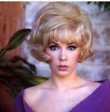 Stella Stevens. I almost forgot about her! She was in so many movies back  then 🙂❤️
