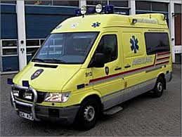 What are their business hours? Malmo Ambulanser 1