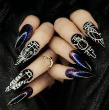 Witch aesthetic aesthetic collage purple aesthetic wort collage foto fantasy fantasy witch yennefer of vengerberg modern witch witch art. 12 Tarot Card Nail Art Ideas To Round Out Your Halloween Look Coffin Nails Designs Witch Nails Gothic Nails