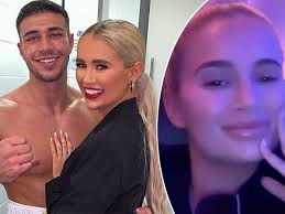 Are Molly Mae And Tommy Fury Engaged? Fans Speculate Over Love Island  Proposal