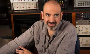 Submit music for review by the most famous producers — SongChecks