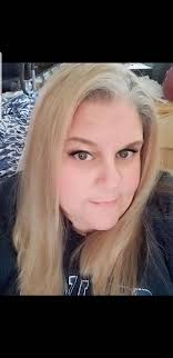 Shelly McIntyre, from Arizona, welcome to helpateacher.com! 😊 Shelly is a  sixteenth year Teacher in 4th grade! 💚 she would love some help with  flexible seating! Teachers are supporting their students in