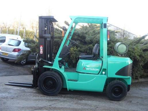 Mitsubishi FG30K Forklift