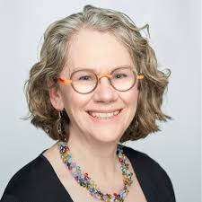 It's been a whirlwind of a few weeks, but I'm finally carving out a few  minutes today to be thankful: I'll be spending the next 6 months learning  and growing as one