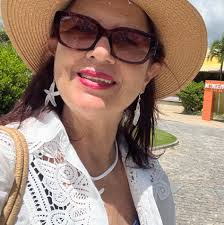 Inspired by zerian's "Quilt As You Go" Flying Geese! This  #FlyingGeeseBeltBag is coming along beautifully. #sewing #quilting #sew  #quilt