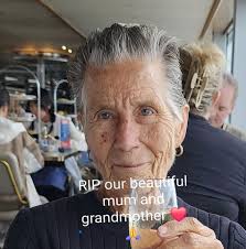 Congratulations to Pete O'Riordan who has just received an excellence award  from the Sutherland Network of Schools for his outstanding work as a member  of Endeavour's teaching staff.