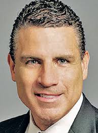 Mitsubishi dealers see an ally in Fred Diaz