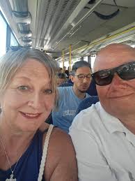 Can someone get rid of the guy in the middle please x tia xx