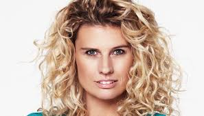 Snödrömmar (TV Series 2024– )