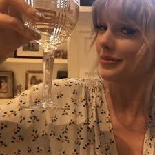 Sunday Vinyl (@sundayvinyldenver) • Instagram फ़ोटो और वीडियो